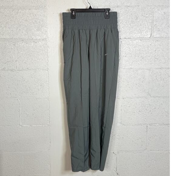 Nike Women's Dri-fit One Ultra High-Waisted Pants - Smoke Grey medium$70 - Picture 4 of 10